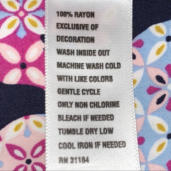 Crown & Ivy size S navy & pink elephant print 3/4 sleeve V-neck pullover blouse - Picture 12 of 12